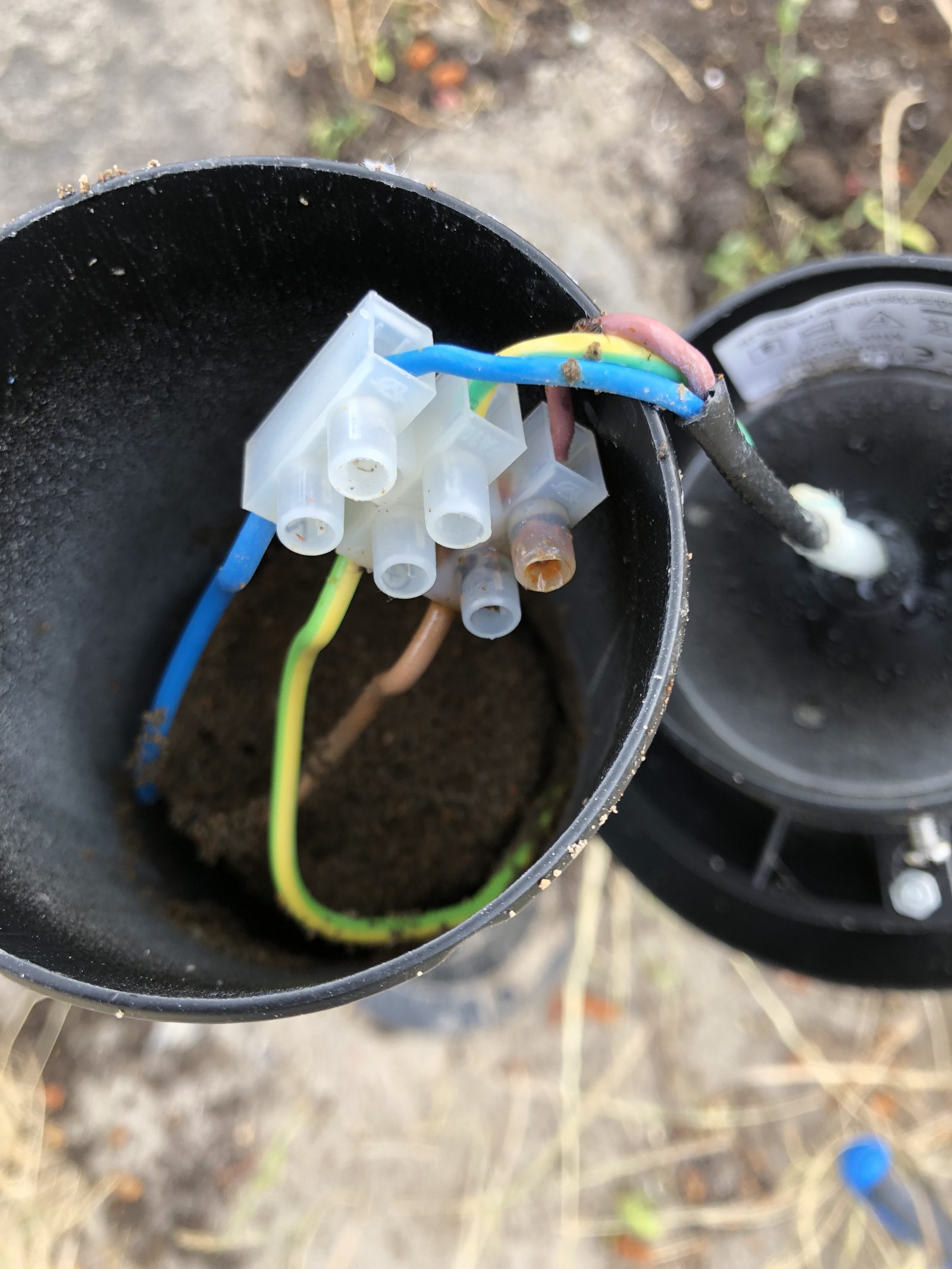 Awarie i usterki - IMG 6 z 15 | ElektroDaW Zaniemyśl