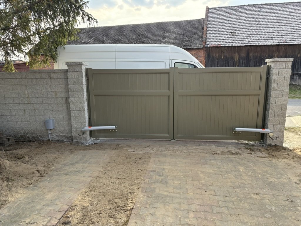 Domofony, wideodomofony i bramy 2 z 7 | ElektroDaW Zaniemyśl