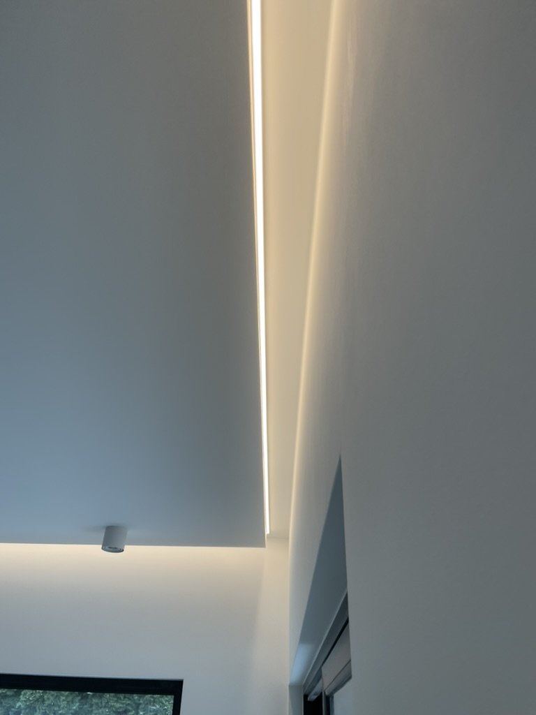 Montaż oświetlenia 8 z 20 | ElektroDaW Zaniemyśl