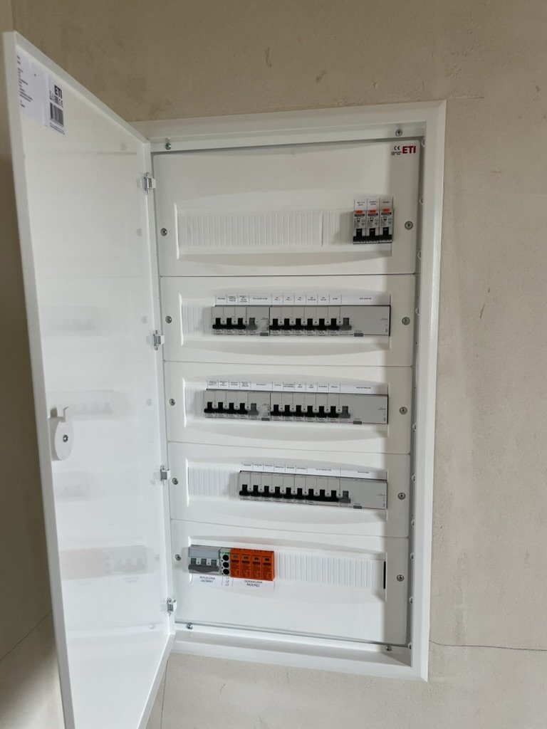 Rozdzielnice elektryczne 19 z 43 | ElektroDaW Zaniemyśl