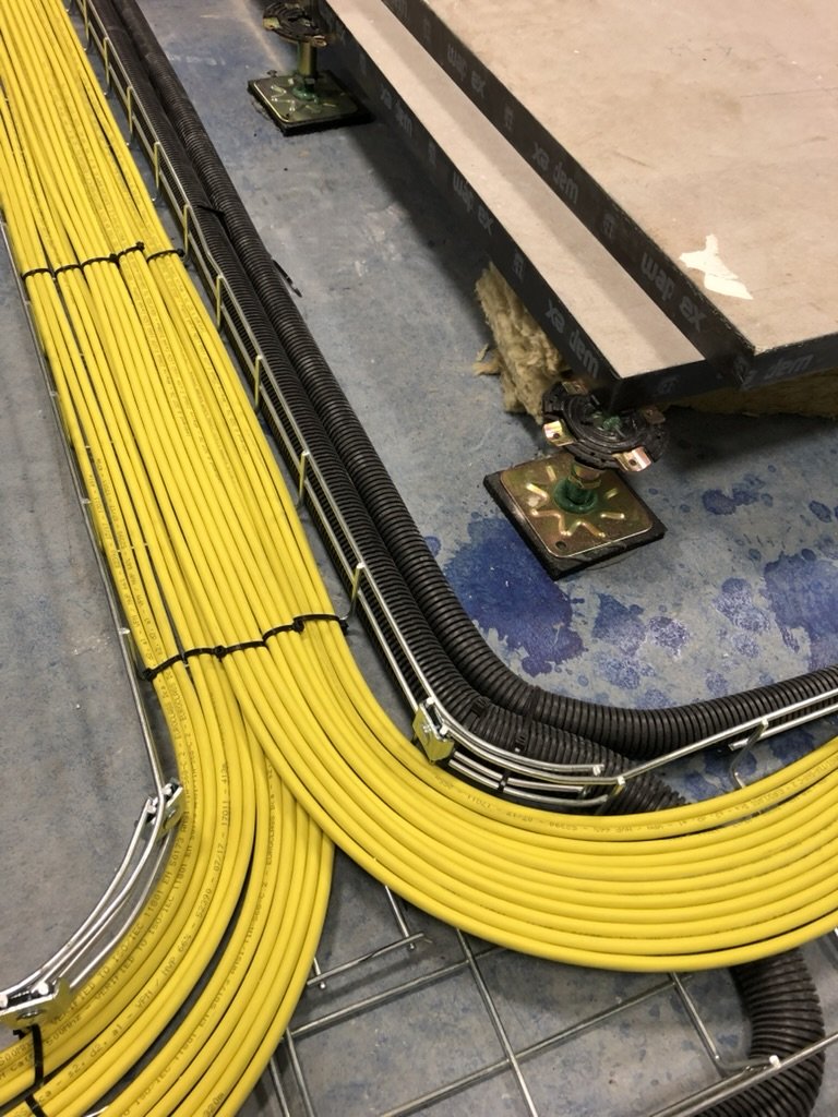 Sieć LAN i szafy Rack 1 z 21 | ElektroDaW Zaniemyśl