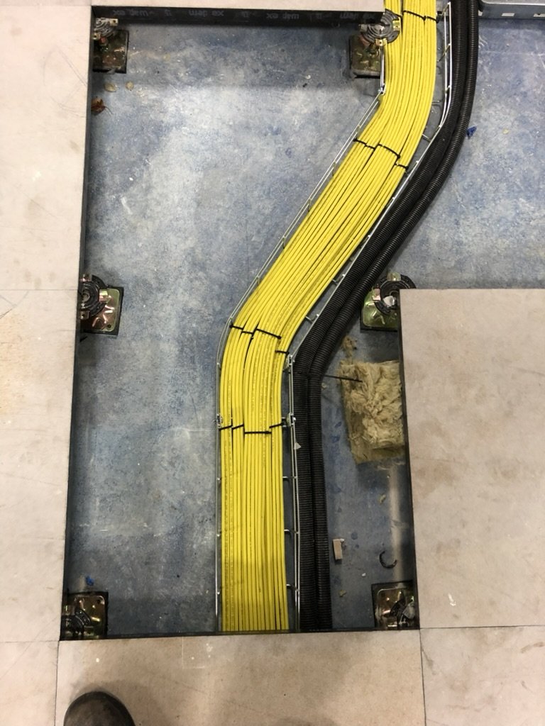 Sieć LAN i szafy Rack 21 z 21 | ElektroDaW Zaniemyśl